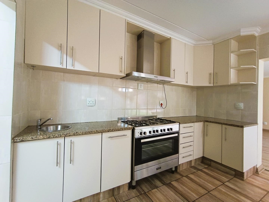 4 Bedroom Property for Sale in Heuwelsig Free State